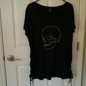 Torrid skull tunic tee